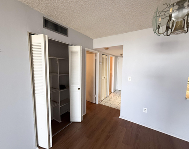 13155 Ixora Court - Photo Thumbnail 21