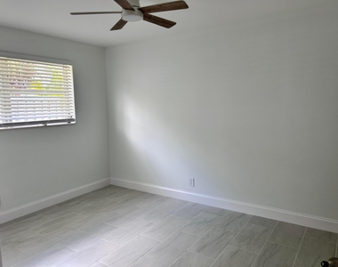 630 Prosperity Farms Road - Photo Thumbnail 8