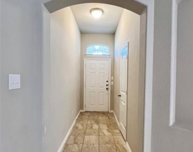 215 Clark Drive - Photo Thumbnail 2