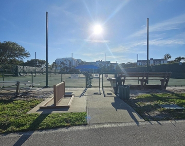 2400 S Ocean Drive - Photo Thumbnail 29