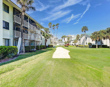 2400 S Ocean Drive - Photo Thumbnail 27