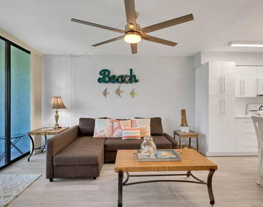 2400 S Ocean Drive - Photo Thumbnail 16