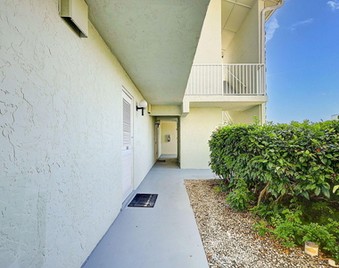 2400 S Ocean Drive - Photo Thumbnail 22