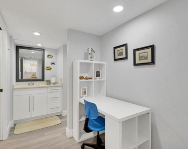 2400 S Ocean Drive - Photo Thumbnail 12