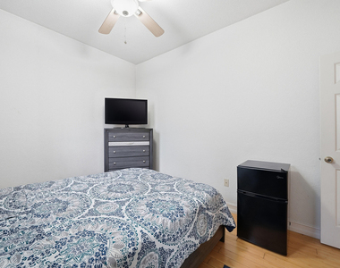 4681 Sw 131st Terrace - Photo Thumbnail 17