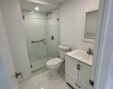 111 Briny Avenue - Photo Thumbnail 11