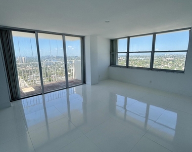 111 Briny Avenue - Photo Thumbnail 8