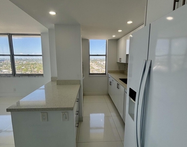 111 Briny Avenue - Photo Thumbnail 15