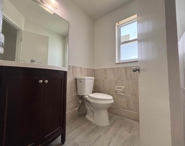 11401 Nw 45th Street - Photo Thumbnail 3