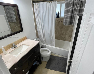 4920 Sw 27th Avenue - Photo Thumbnail 15