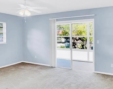 105 Spring Lake Court - Photo Thumbnail 6