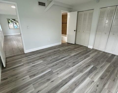 6601 Sw 46th Street - Photo Thumbnail 9