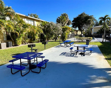 610 Se 2nd Avenue - Photo Thumbnail 15