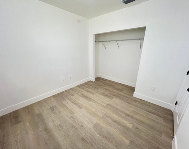720 Nw 61st Street - Photo Thumbnail 11