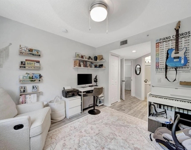 2125 Se 10th Avenue - Photo Thumbnail 19