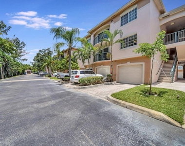 2125 Se 10th Avenue - Photo Thumbnail 32