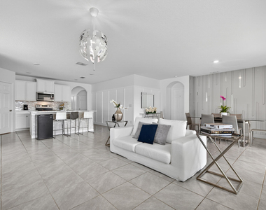 502 Nw Kingston Street - Photo Thumbnail 18