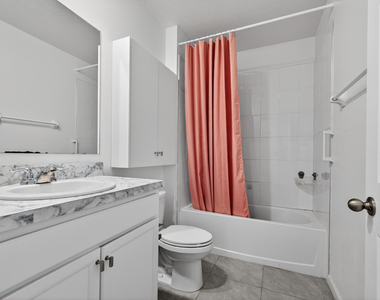 502 Nw Kingston Street - Photo Thumbnail 20