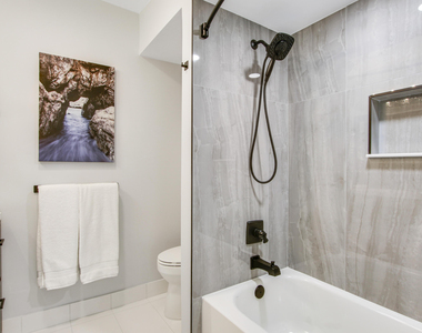 512 Brackenwood Place - Photo Thumbnail 37