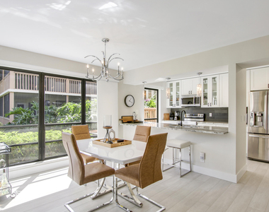 512 Brackenwood Place - Photo Thumbnail 9