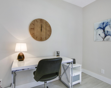 512 Brackenwood Place - Photo Thumbnail 34