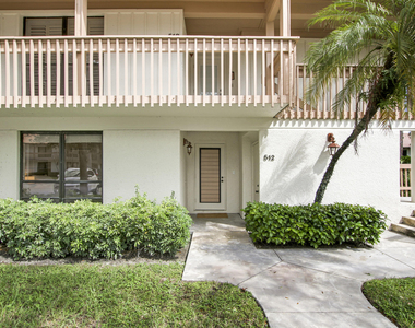 512 Brackenwood Place - Photo Thumbnail 30