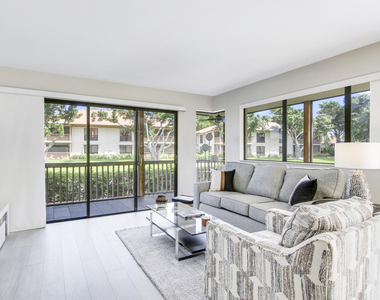 512 Brackenwood Place - Photo Thumbnail 12