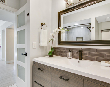 512 Brackenwood Place - Photo Thumbnail 38