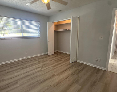 1900 Ne 29th Street - Photo Thumbnail 10