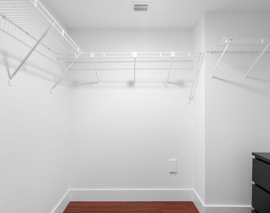 3020 Ne 32nd Avenue - Photo Thumbnail 12