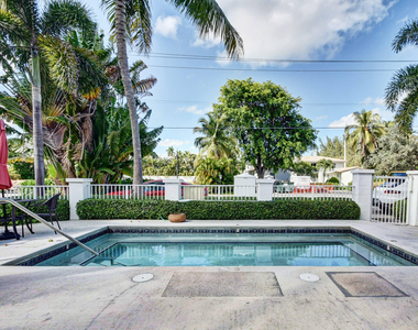 1020 Casuarina Road - Photo Thumbnail 14