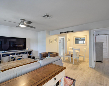 1020 Casuarina Road - Photo Thumbnail 5