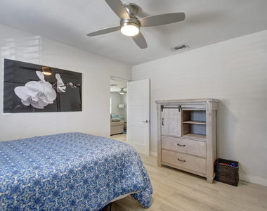 1020 Casuarina Road - Photo Thumbnail 9