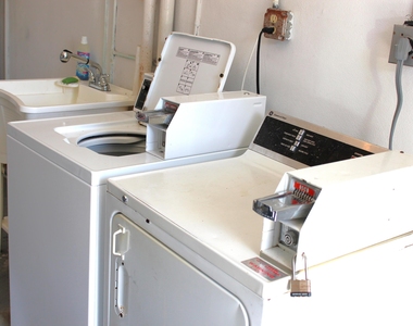 2929 Se Ocean Boulevard - Photo Thumbnail 25