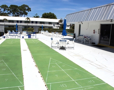 2929 Se Ocean Boulevard - Photo Thumbnail 5