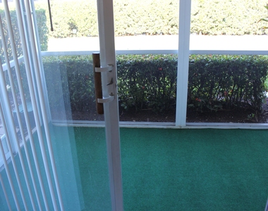 2929 Se Ocean Boulevard - Photo Thumbnail 19