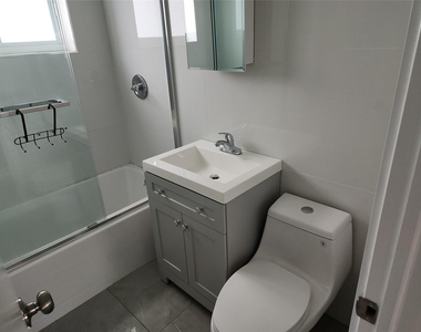 1766 Ne 181st Street - Photo Thumbnail 6