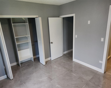 1766 Ne 181st Street - Photo Thumbnail 7