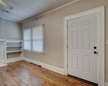 3711 N Military Avenue - Photo Thumbnail 1