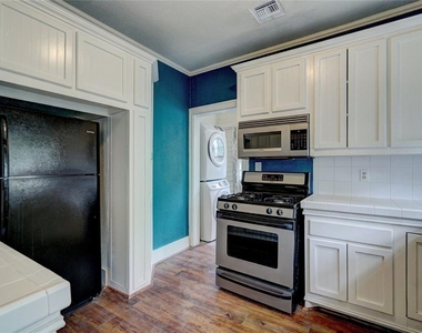 3711 N Military Avenue - Photo Thumbnail 12