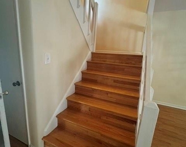 10327 Osprey Drive - Photo Thumbnail 12