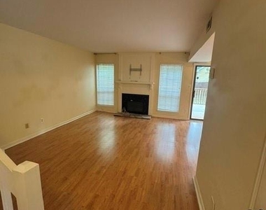 10327 Osprey Drive - Photo Thumbnail 3