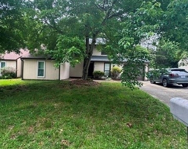 10327 Osprey Drive - Photo Thumbnail 2