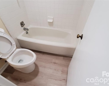 10327 Osprey Drive - Photo Thumbnail 16