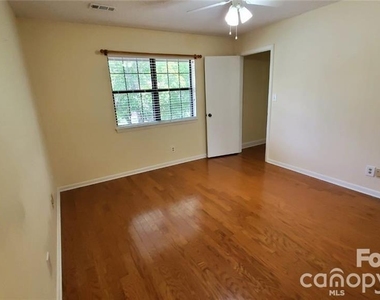 10327 Osprey Drive - Photo Thumbnail 18