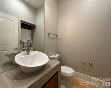 3100 N Davidson Street - Photo Thumbnail 8