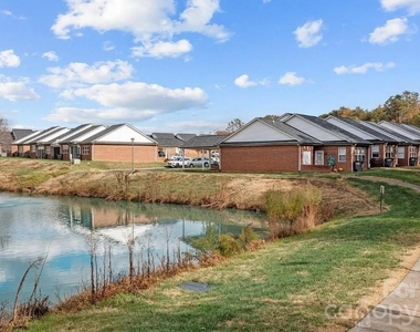 3860 Azalea Trail - Photo Thumbnail 25