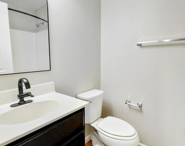 3400 New Hampshire Drive - Photo Thumbnail 16