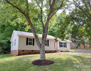 3400 New Hampshire Drive - Photo Thumbnail 2