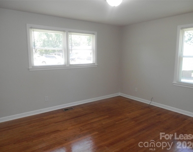 3016 Colfax Street - Photo Thumbnail 16